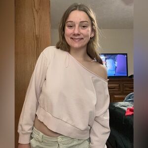 Garage off the shoulder sweatshirt